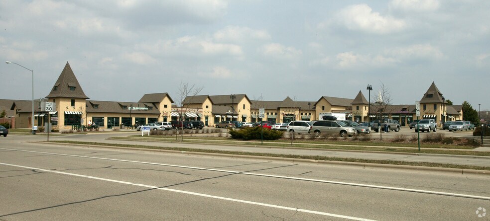 More Photos Of 725 N High Point Rd, Madison General Retail For Lease