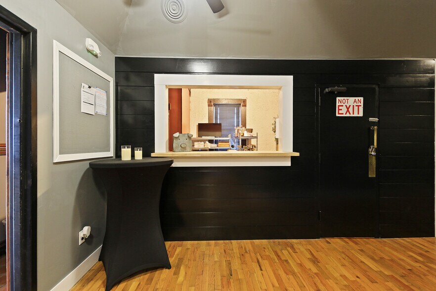 More Photos Of 105 Coal st, Mexico Specialty For Sale