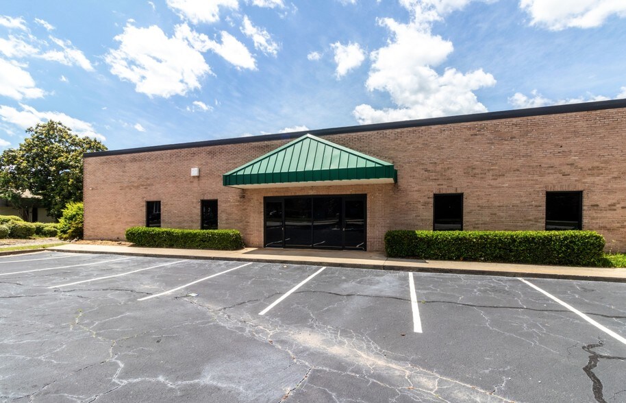 More Photos Of 730-760 Great Sw Pky SW, Atlanta Distribution For Lease