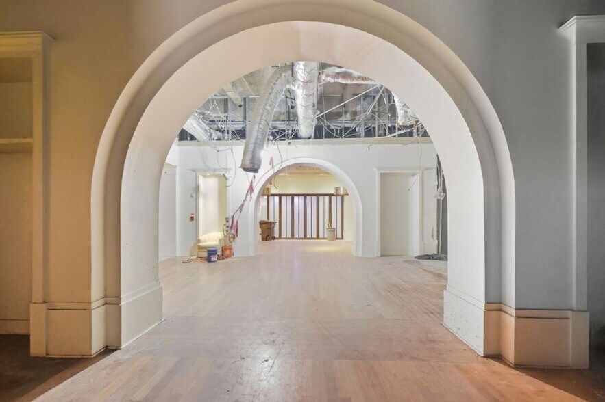 More Photos Of 1401 Walnut St, Philadelphia Apartments For Lease