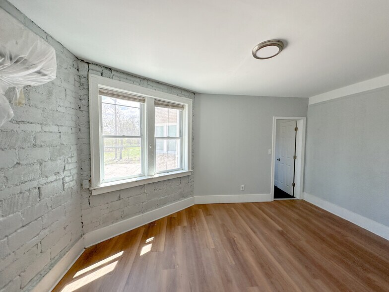 More Photos Of 3737 Scovel Pl, Detroit Apartments For Sale
