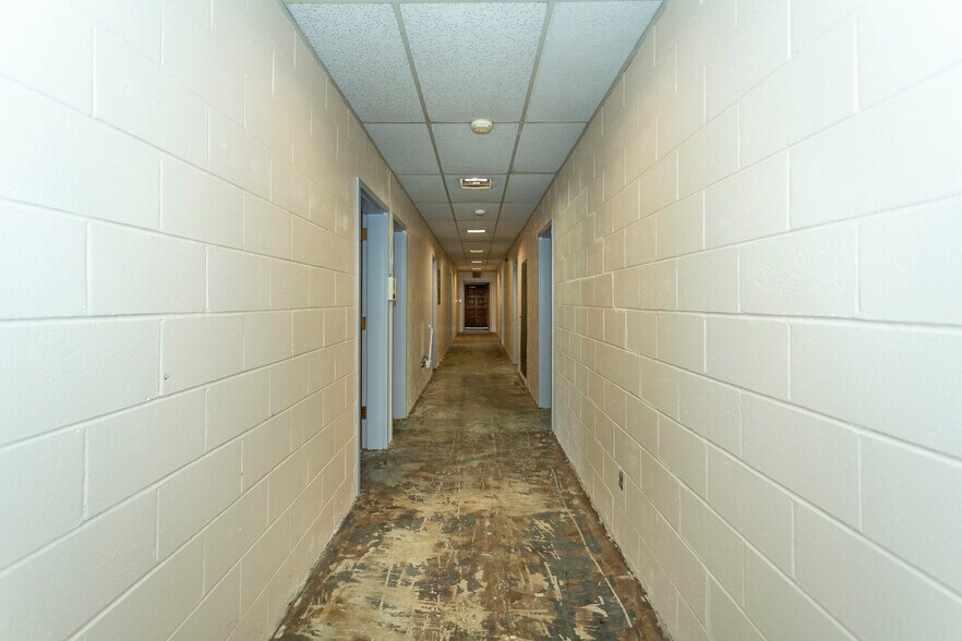 More Photos Of 2001 Avenue Z, Birmingham Religious Facility For Sale