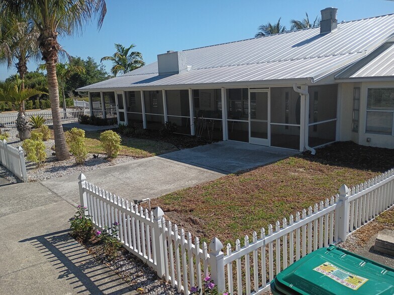 Primary Photo Of 315 Addison Dr, Punta Gorda Assisted Living For Sale
