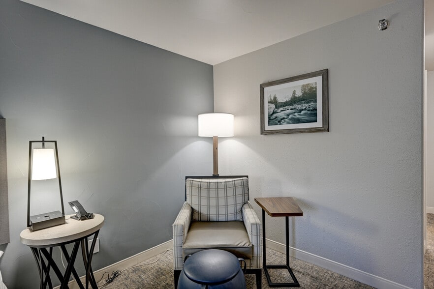 More Photos Of 733 US Highway 24 N, Buena Vista Hotel For Sale