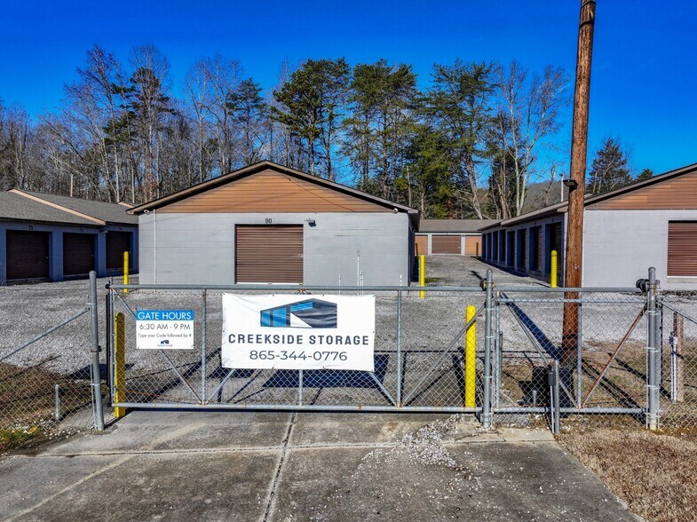 More Photos Of 3010 Roane State hwy, Harriman Self Storage For Sale