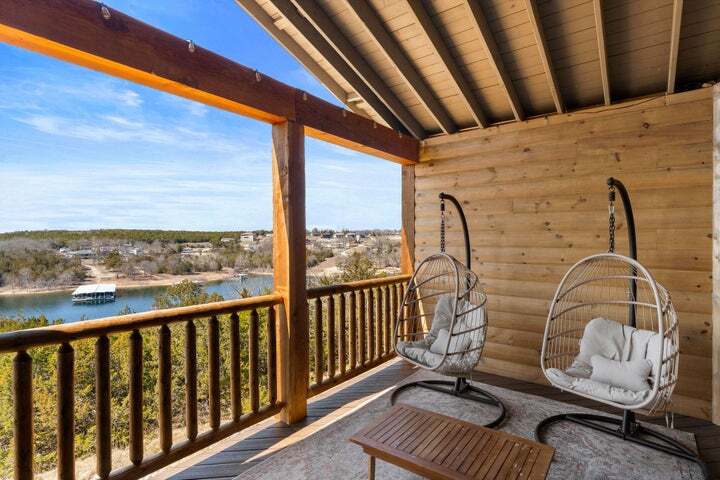 More Photos Of 320 Indian Summer Ln, Branson Flex For Sale