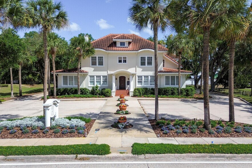 More Photos Of 431 E New York Ave, Deland Office For Sale