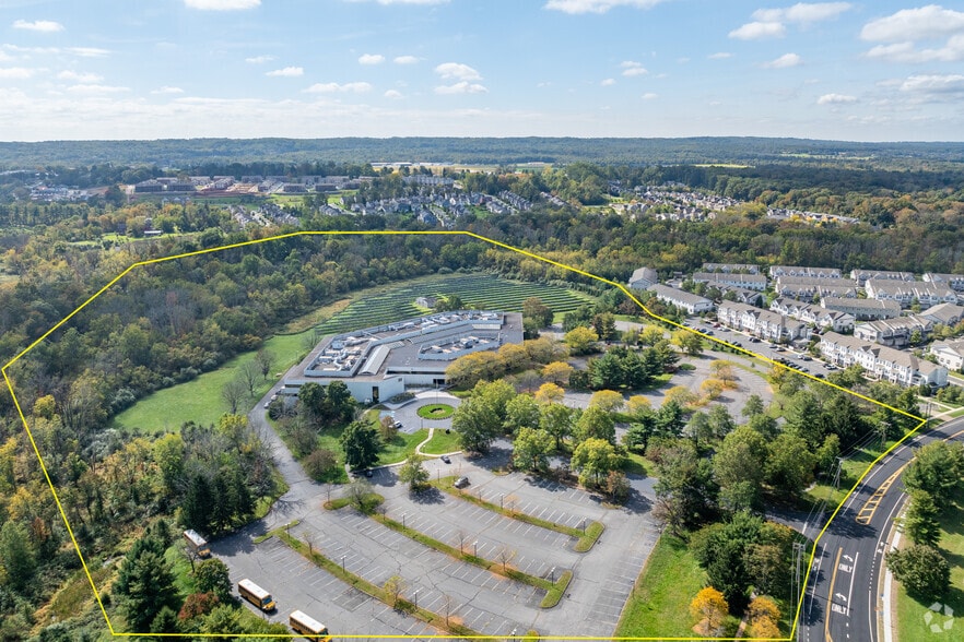 More Photos Of 23 Orchard Rd, Skillman Office For Lease