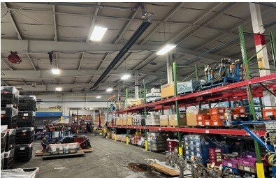 More Photos Of 32974 Glendale St, Livonia Warehouse For Lease