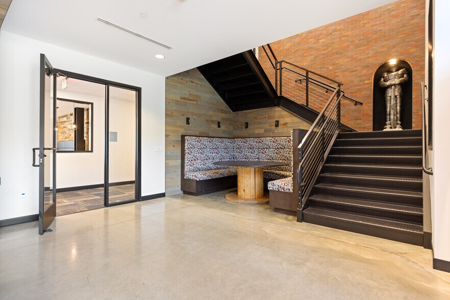 More Photos Of 160 New Britain Blvd, Chalfont Office For Sale