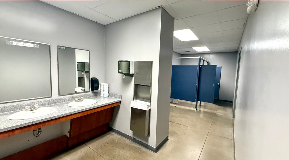 More Photos Of 6300 E Interstate 20, Midland Industrial For Sale