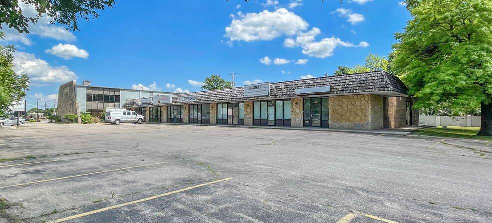 Primary Photo Of 4605-4629 E Kellogg Dr, Wichita General Retail For Sale