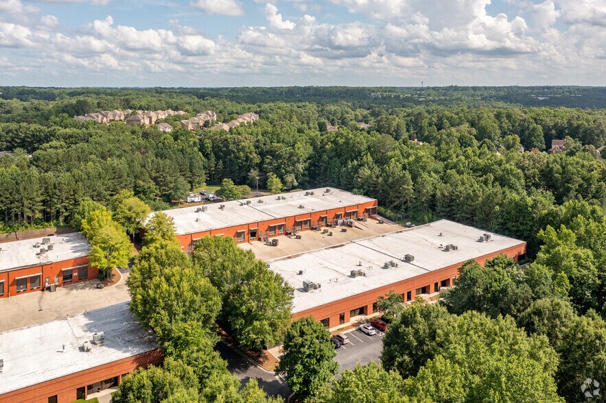 More Photos Of 6835 Shiloh Rd E, Alpharetta Distribution For Lease