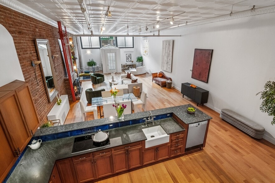 More Photos Of 725 Union St, Brooklyn Apartments For Sale