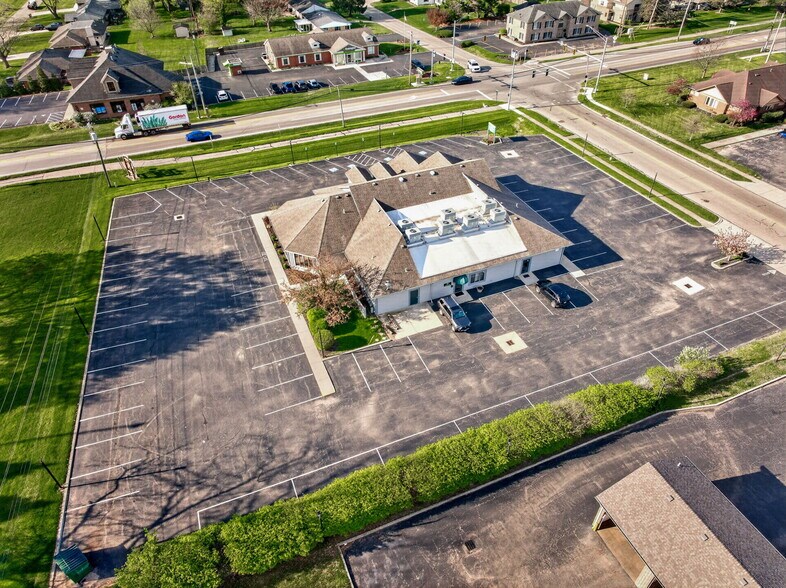 More Photos Of 1964 N Lakeman Dr, Bellbrook Medical For Sale