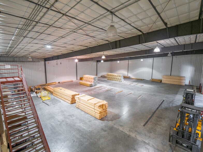 More Photos Of 5230 W State Highway 71, La Grange Refrigeration Cold Storage For Sale