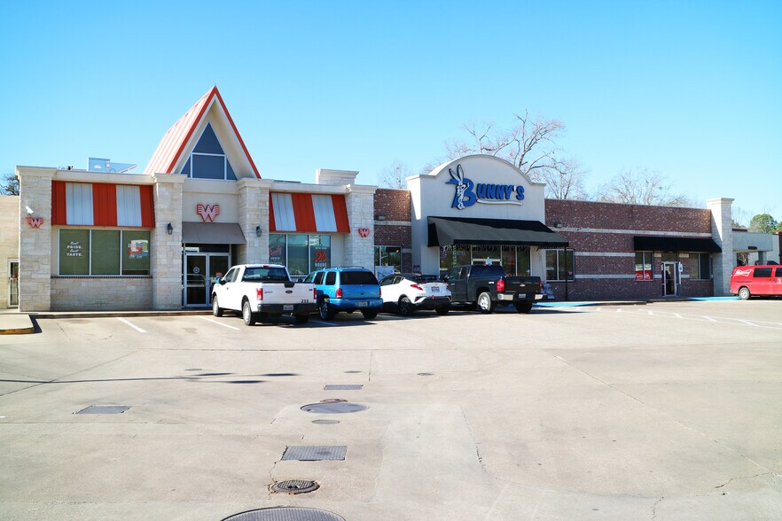 More Photos Of 16772 Old Jacksonville Hwy, Tyler Service Station For Lease
