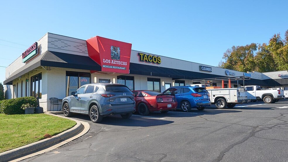 More Photos Of 9931-9955 Charlotte Hwy, Fort Mill Unknown For Lease