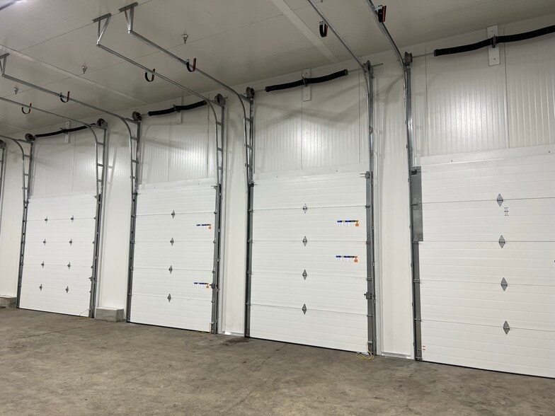 More Photos Of 7500 NW 25th St, Miami Warehouse For Sale