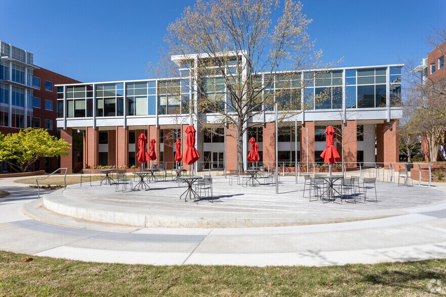 More Photos Of 940 Main Campus Dr, Raleigh Unknown For Lease