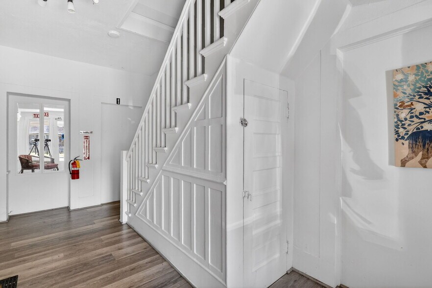 More Photos Of 527 E Lemon Ave, Eustis Apartments For Sale