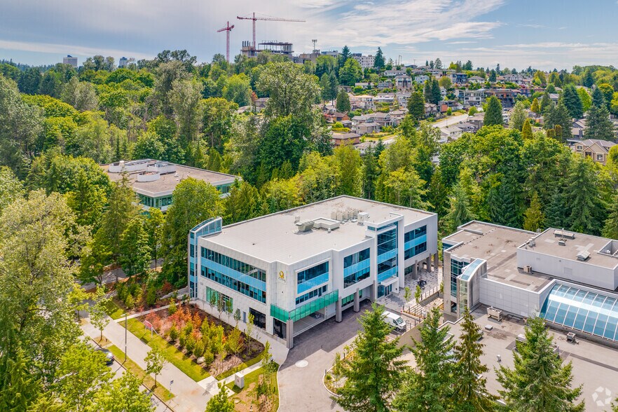 More Photos Of 3577 Gilmore Way, Burnaby Office For Lease
