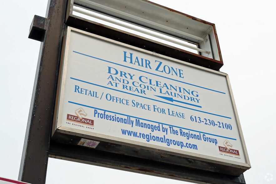 More Photos Of 104 Elgin St W, Arnprior Storefront For Lease