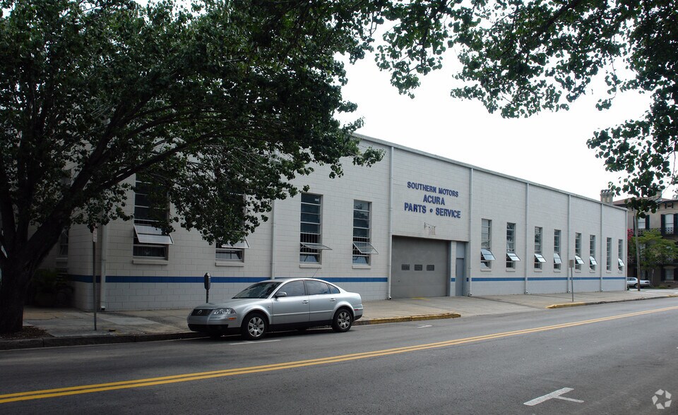 More Photos Of 518 Broughton St, Savannah Freestanding For Sale