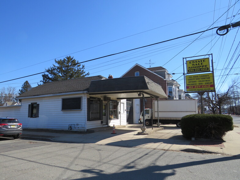 More Photos Of 2048 S Broad St, Hamilton Storefront For Sale