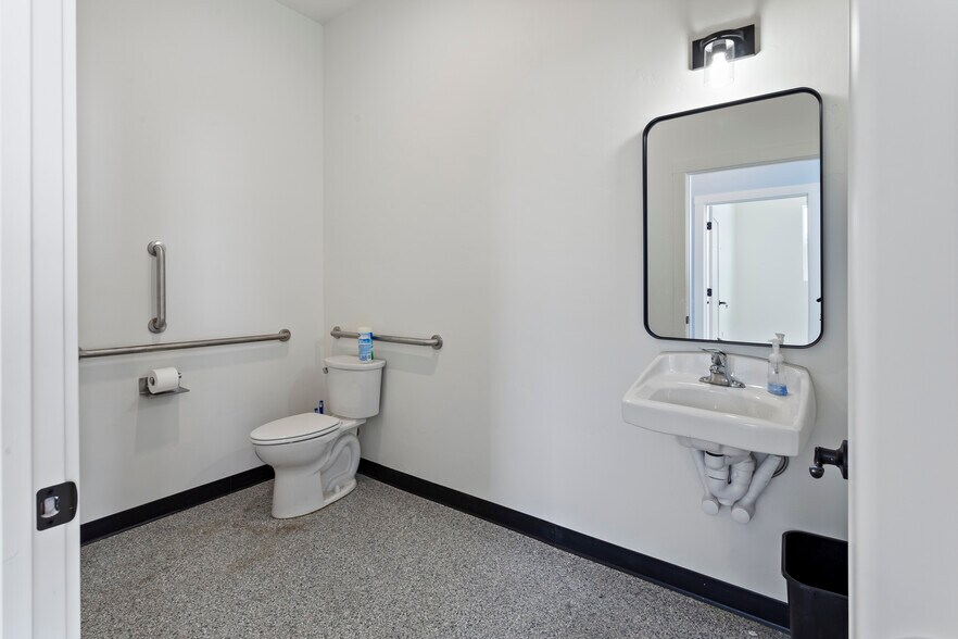 More Photos Of 900 S Washington St, Butte Industrial For Sale