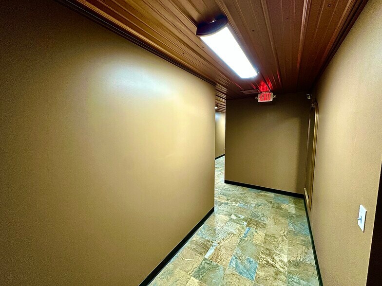 More Photos Of 124 N Main St, Lima Specialty For Sale