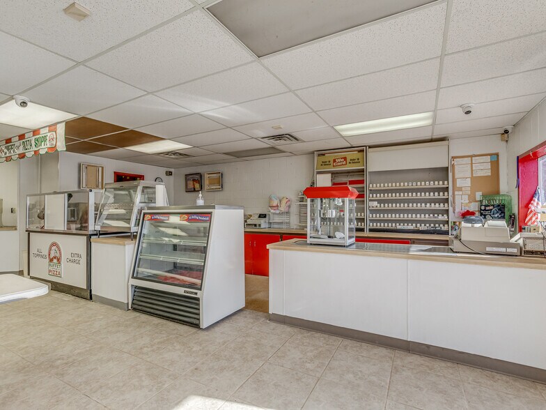 More Photos Of 1221 N 8th Ave, Stroud Convenience Store For Sale