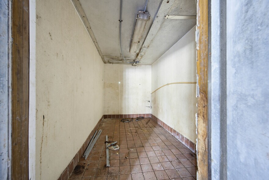 More Photos Of 4145 Fulton Industrial Blvd, Atlanta Fast Food For Sale