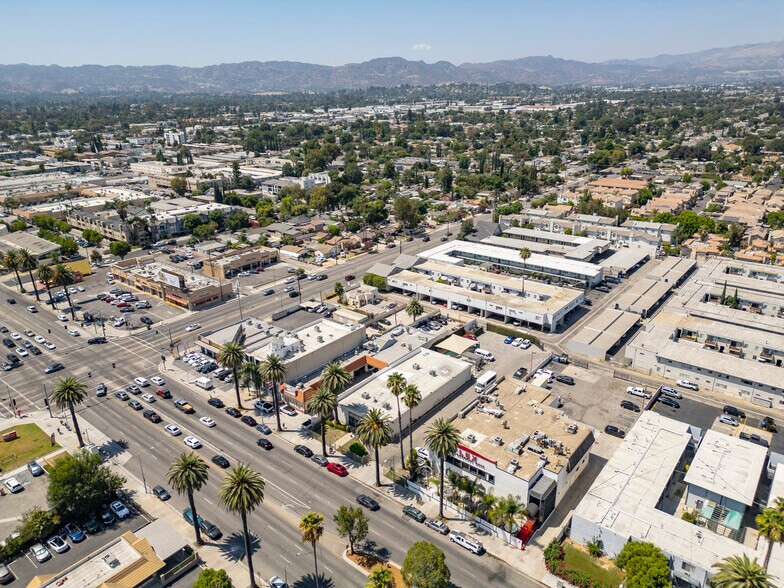 More Photos Of 20847 Sherman Way, Canoga Park Office For Sale