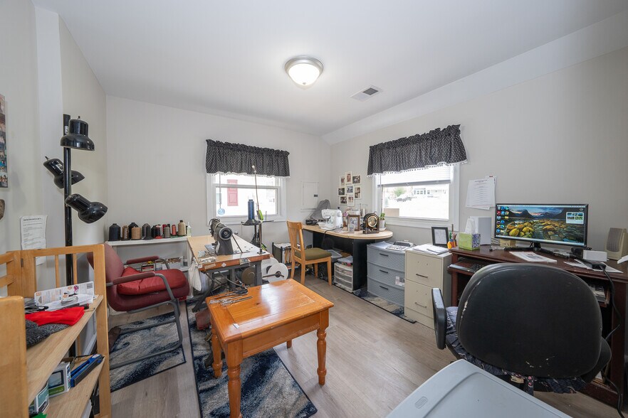 More Photos Of 530 Gravel Pike, Collegeville Apartments For Sale