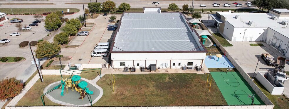 More Photos Of 12152 Shadow Creek Pky, Pearland Freestanding For Sale