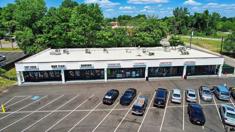 Primary Photo Of 2417 N Tryon St, Charlotte Unknown For Lease