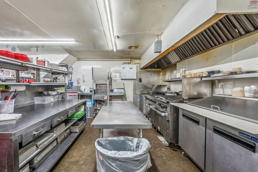 More Photos Of 3261 FM 933, Whitney Restaurant For Sale