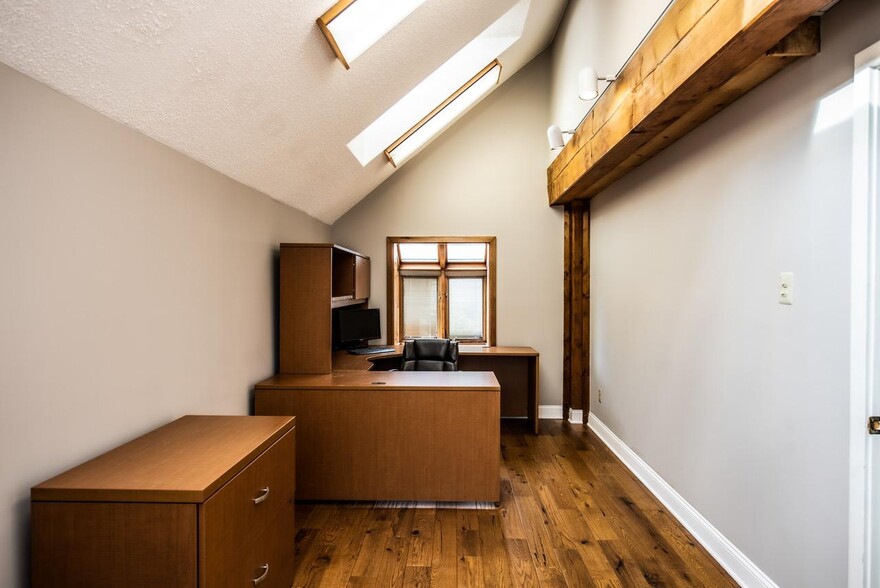 More Photos Of 124 John Robert Thomas Dr, Exton Loft Creative Space For Lease