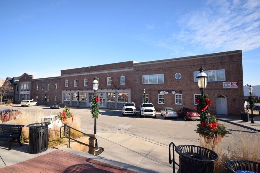 More Photos Of 215 MAIN STREET ZEILGLER BUILING, West Bend Office For Lease