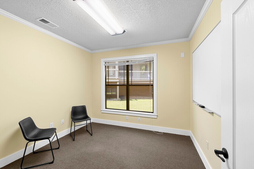 More Photos Of 5991 Parkway North Blvd, Cumming Office For Lease