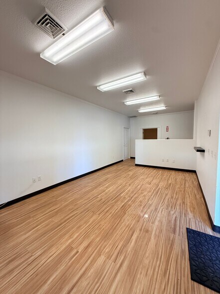 More Photos Of 1212 Columbia Park Trl, Richland Office For Lease