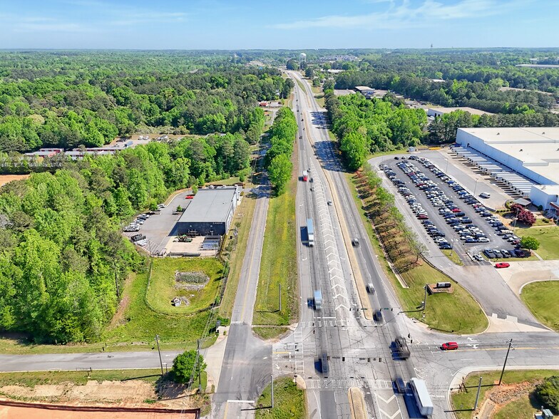 More Photos Of 241 Collins Industrial Blvd, Athens Light Distribution For Sale