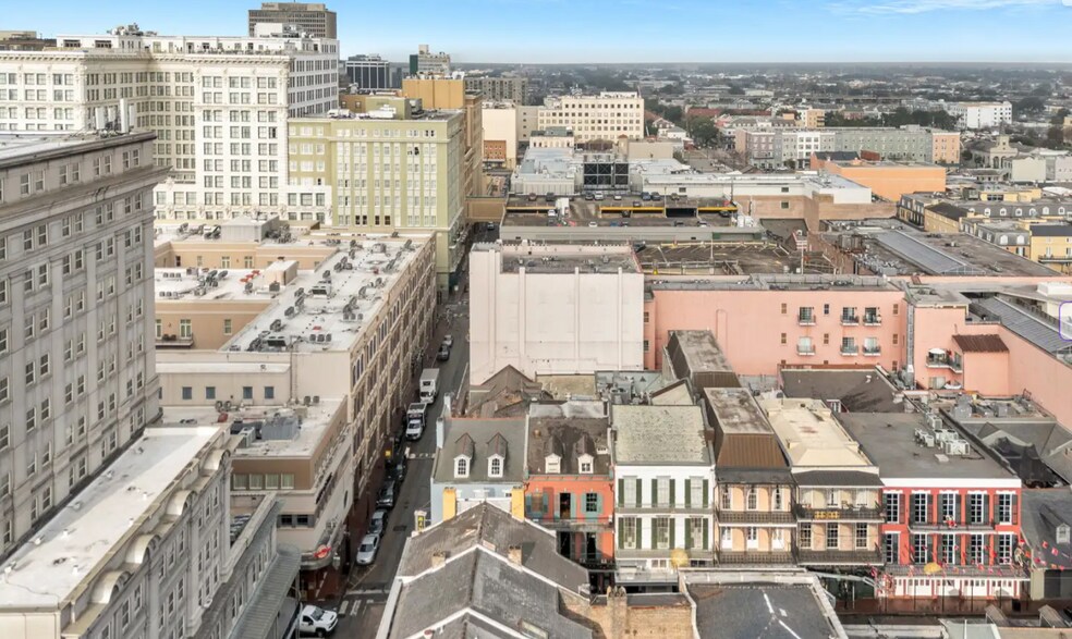 More Photos Of 205 Bourbon St, New Orleans Restaurant For Lease