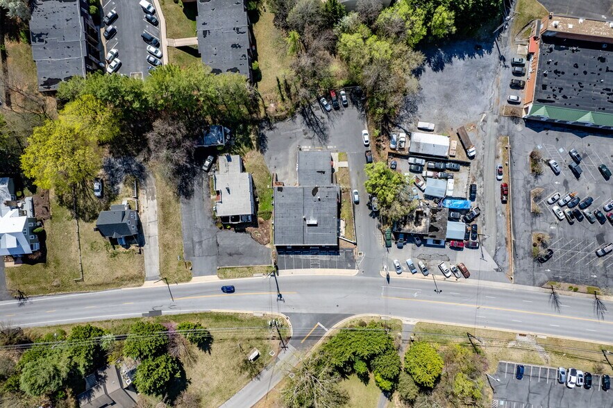 More Photos Of 2501 N Augusta St, Staunton General Retail For Sale