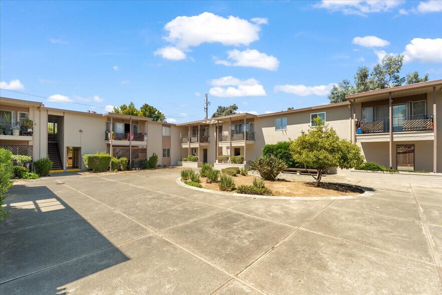 More Photos Of 445 N 26th St, San Jose Apartments For Sale