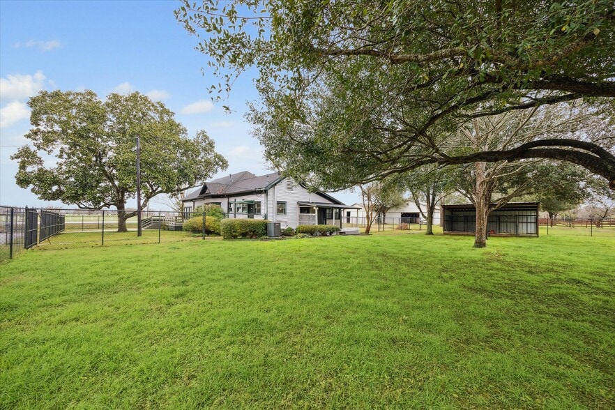 More Photos Of 35119 FM 1093, Simonton Office For Lease