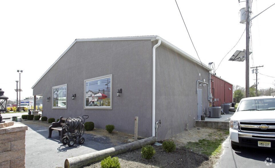 More Photos Of 700 S Black Horse Pike, Blackwood Freestanding For Sale