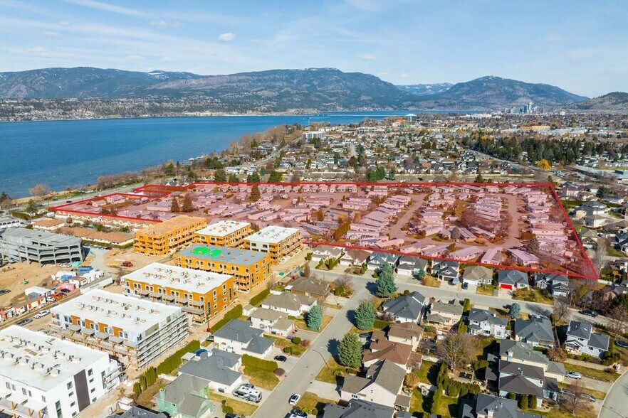 More Photos Of 3745 Lakeshore Rd, Kelowna Manufactured Housing Mobile Home Park For Sale