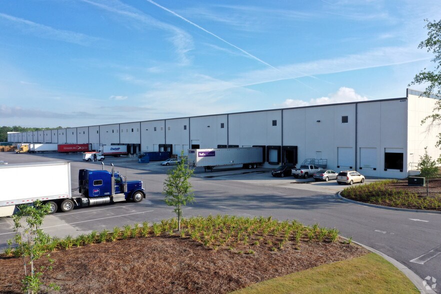 More Photos Of 4269 Crosspoint Dr, Ladson Distribution For Lease